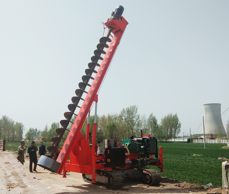 長(zhǎng)螺旋打樁機(jī)